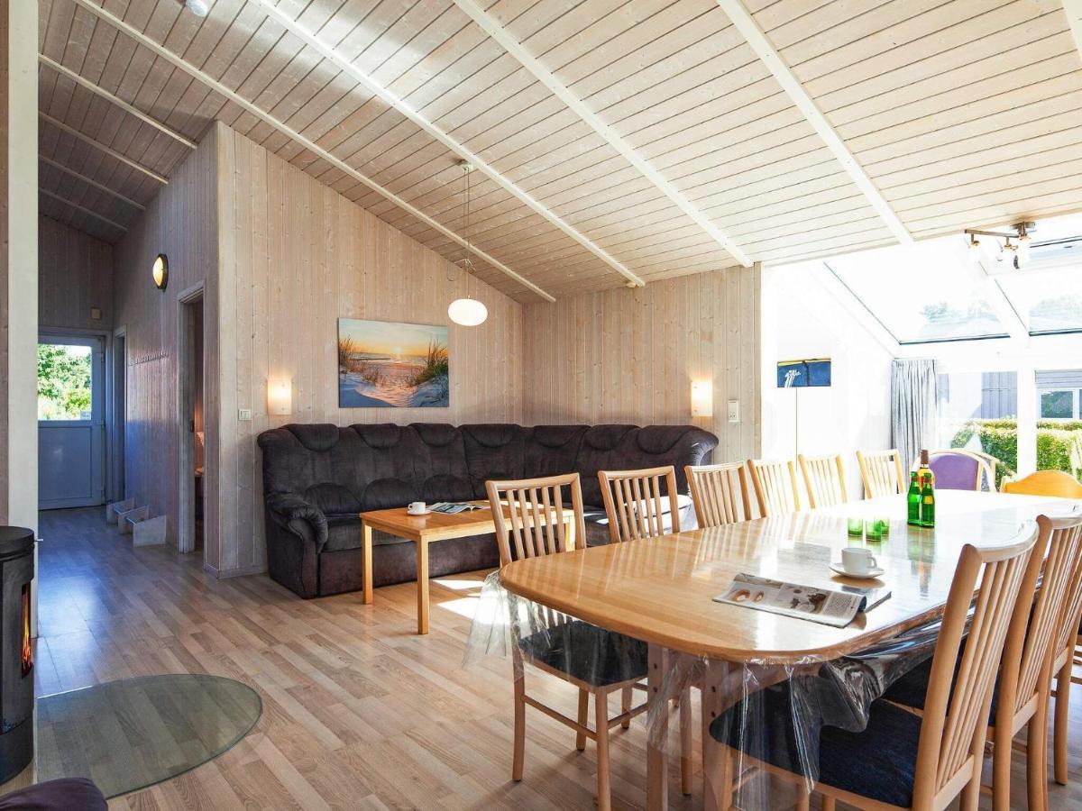 12 Person Holiday Home In Groemitz Grömitz Exterior foto