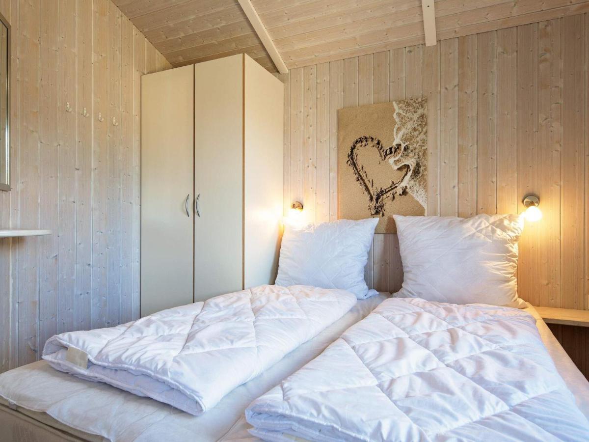 12 Person Holiday Home In Groemitz Grömitz Exterior foto